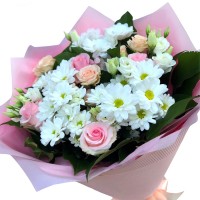 Букет микс с розами и хризантемами Букет микс с розами и хризантемами